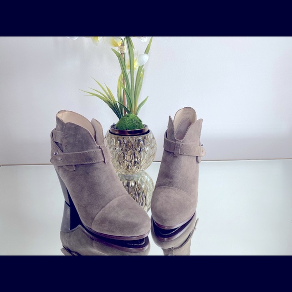 Never Worn Rag & Bone “Harrow” Suede Boots - Picture 4 of 4